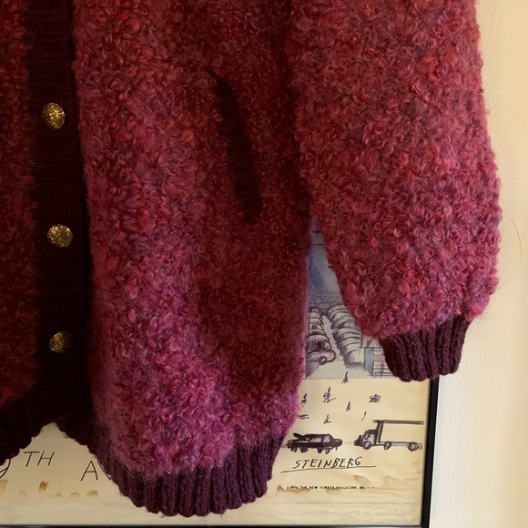 Hand knit merlot wool sweater with contrast details & beautiful buttons - Picture 6 of 11